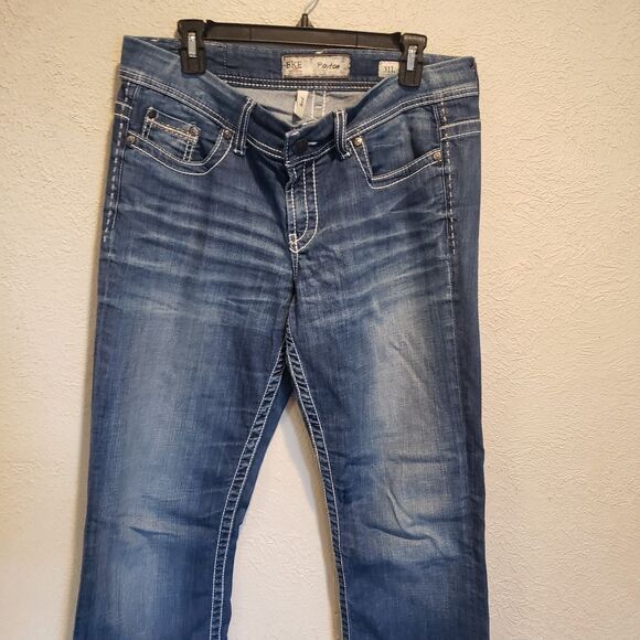 BKE Payton Buckle Jeans Women's Blue Dark Wash Bootcut Boot Cut Size 31L - Picture 4 of 8